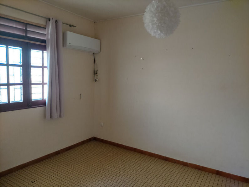 A vendre Appartement 70 m² à CAYENNE-6