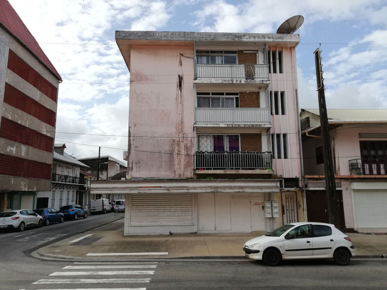 A vendre Immeuble de rapport 490 m² à CAYENNE-3